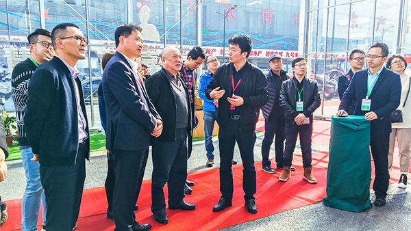 两会时间代表委员们的“三农”建议综述(图1)