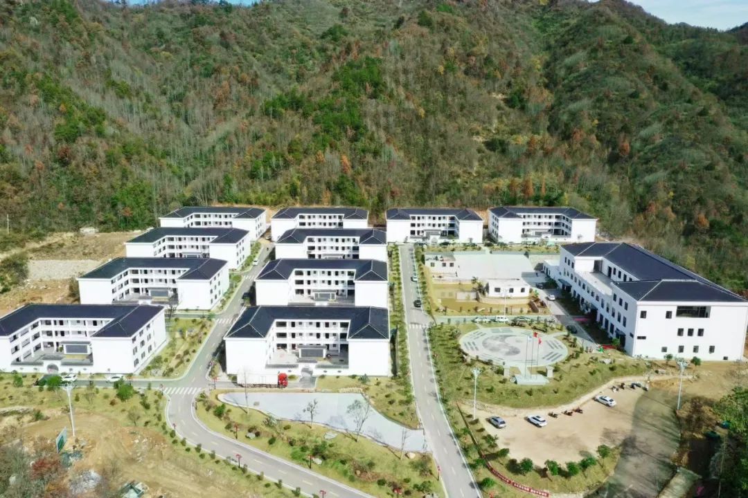 华为发布农牧养殖“四化”理念：以技术破局周期低谷开启智慧养殖40时代(图1)